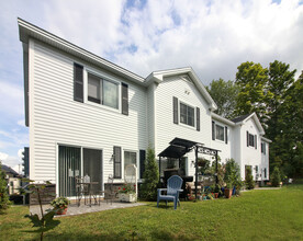 Foundry Street Townhouses in Morristown, VT - Building Photo - Building Photo