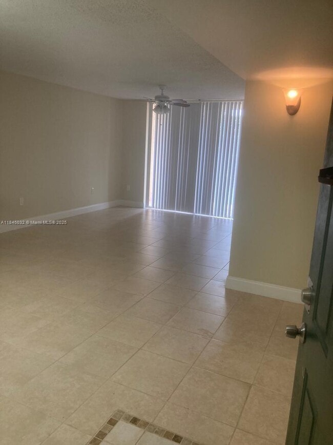 1707 Village Blvd in West Palm Beach, FL - Building Photo - Building Photo