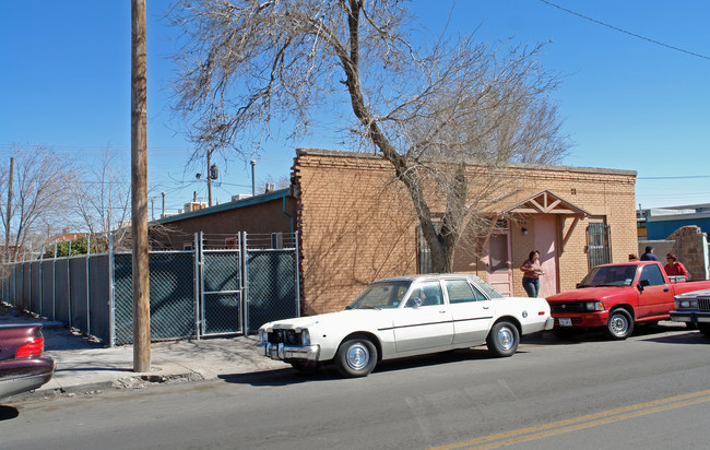 812 Oregon St in El Paso, TX - Building Photo - Building Photo