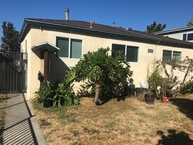 1842 22nd St, Unit 1 in Santa Monica, CA - Building Photo