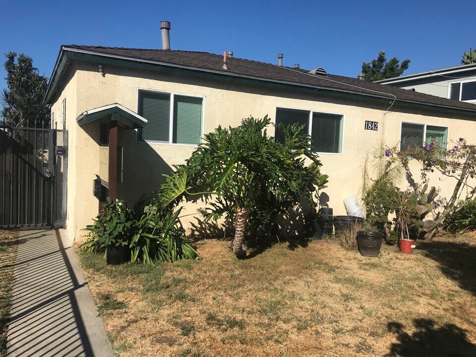 1842 22nd St, Unit 1 in Santa Monica, CA - Foto de edificio