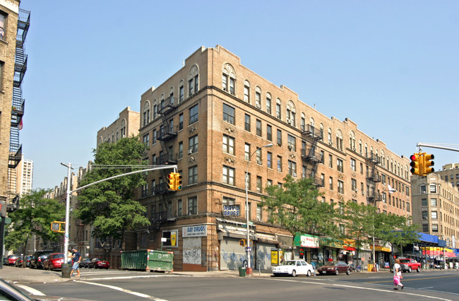 4061 Broadway in New York, NY - Building Photo - Building Photo