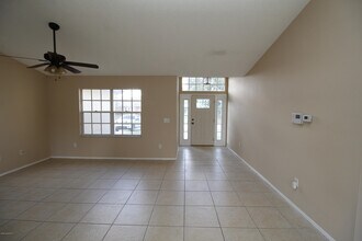 706 Davidson St SE in Palm Bay, FL - Building Photo - Building Photo