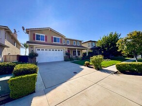 24018 Vía Alisol in Murrieta, CA - Building Photo - Building Photo