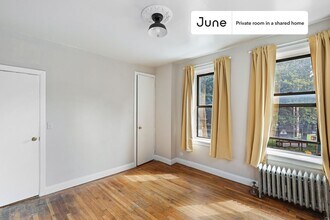 Room in Shared 4 bed/1 bath home in New York, NY - Building Photo - Building Photo
