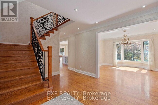 70 Hemingway Crescent in Markham, ON - Building Photo - Building Photo