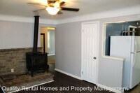 967 Salisbury Ave photo'