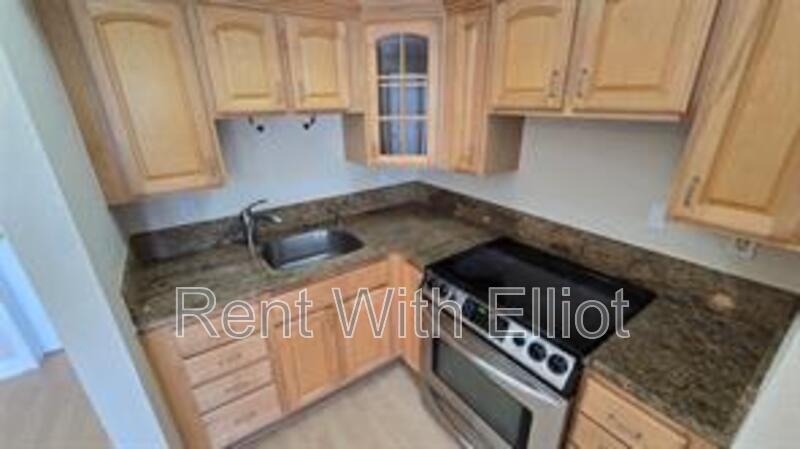 924SE NE 2nd St in Fort Lauderdale, FL - Building Photo