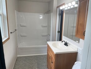 120 2nd Ave SW in Watertown, SD - Building Photo - Building Photo