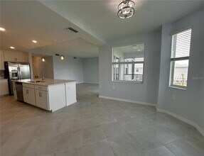 14211 Heritage Landing Blvd, Unit 1422 in Punta Gorda, FL - Building Photo - Building Photo