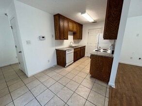 1742 Eli Pl in Valdosta, GA - Building Photo - Building Photo