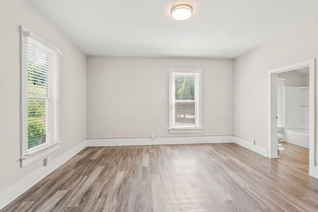 property at 2522 Iowa St
