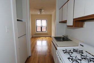 625 W Cornelia in Chicago, IL - Building Photo - Building Photo