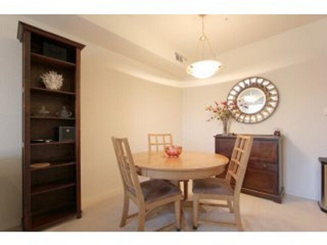 3306 Midtown Pl in San Jose, CA - Building Photo - Building Photo
