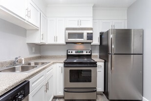 Sterling Glenwood Apartments