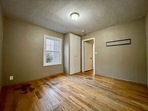 1447 Giddings Ave SE-Unit -#1 in Grand Rapids, MI - Building Photo - Building Photo