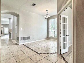 256 White Dr in Rockwall, TX - Foto de edificio - Building Photo