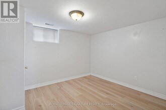 865 Glencairn Ave in Toronto, ON - Building Photo - Building Photo