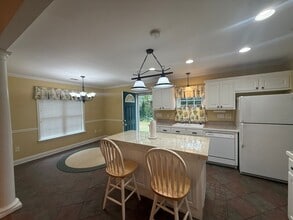 1106 Lakeside Dr in Conway, SC - Building Photo - Building Photo