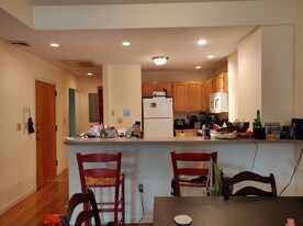 1410 Beacon St, Unit 2 in Brookline, MA - Building Photo