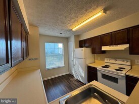 11135 Stalbridge Ct in Fredericksburg, VA - Building Photo