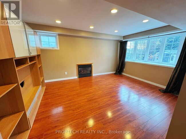 177 Vanda Dr