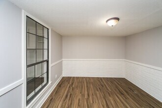 4882 Water Fowl Ln in Memphis, TN - Building Photo - Building Photo
