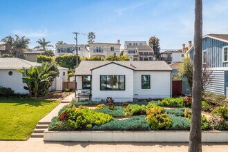 614 Knob Hill Ave, Unit A in Redondo Beach, CA - Foto de edificio - Building Photo