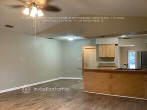1226 Lornewood Dr in Valrico, FL - Foto de edificio - Building Photo