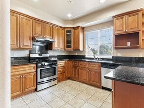 12780 Lorna St in Garden Grove, CA - Foto de edificio - Building Photo