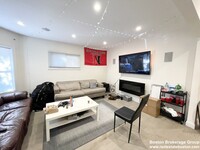 21 Iroquois St, Unit 1 in Boston, MA - Building Photo - Building Photo