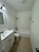 515 UTA Blvd in Arlington, TX - Foto de edificio - Building Photo