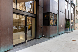 385 W 12th St in New York, NY - Building Photo - Building Photo