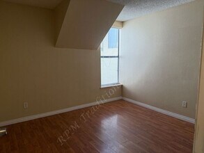 44556 15th St E in Lancaster, CA - Building Photo - Building Photo