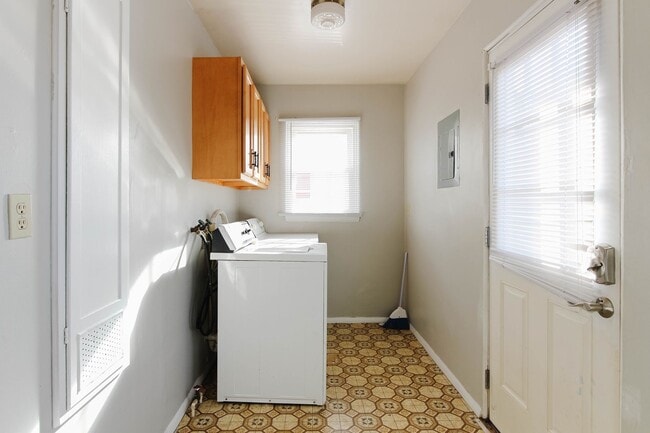 109 S McKinley Ave in Muncie, IN - Building Photo - Building Photo