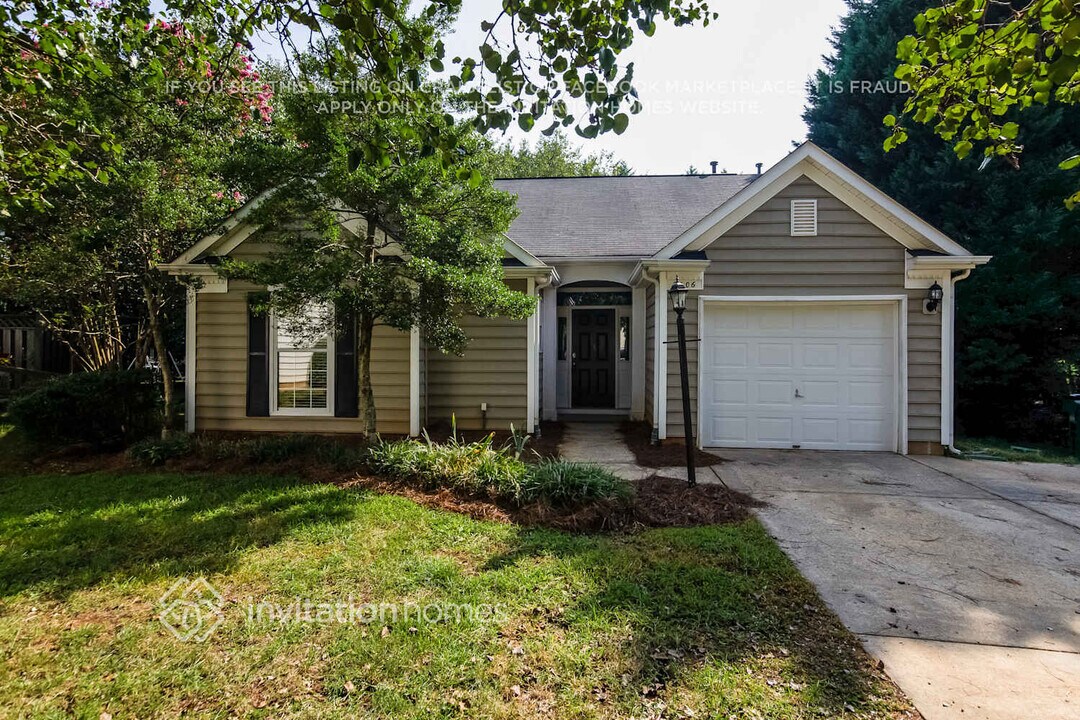 8406 Galena View Dr in Charlotte, NC - Building Photo