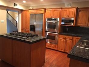 4016 Willow Ridge Dr in Dallas, TX - Building Photo - Building Photo