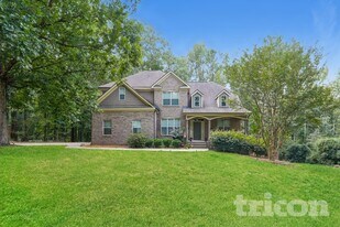 3725 Warwick Way in Snellville, GA - Building Photo