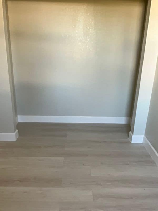 540 Beal St NW in Port Charlotte, FL - Foto de edificio - Building Photo