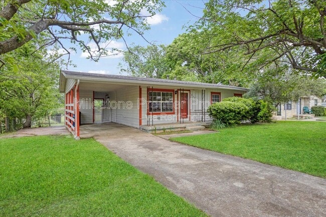 property at 1829 Ridgewood Rd