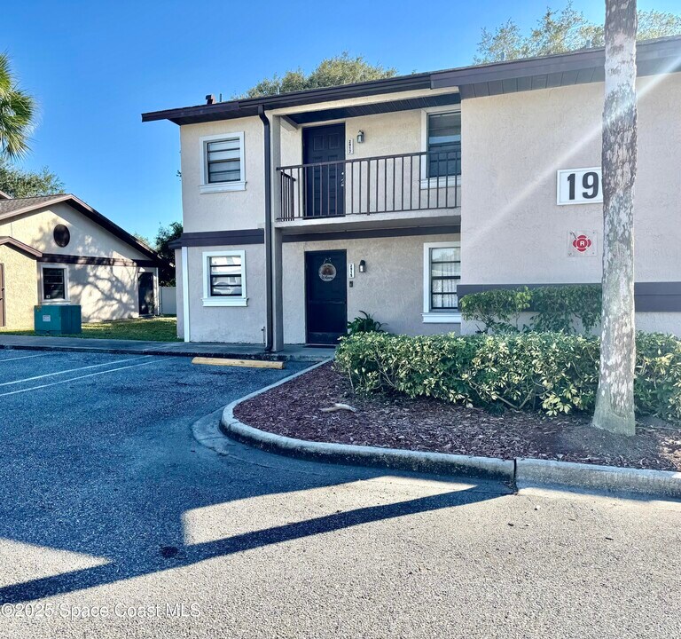 2917 Regency Dr in Melbourne, FL - Building Photo