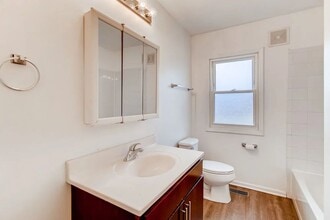 1384 Alberta Ct in Glendale Heights, IL - Building Photo - Building Photo