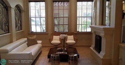 5405 SW 129th Ave in Miramar, FL - Building Photo - Building Photo