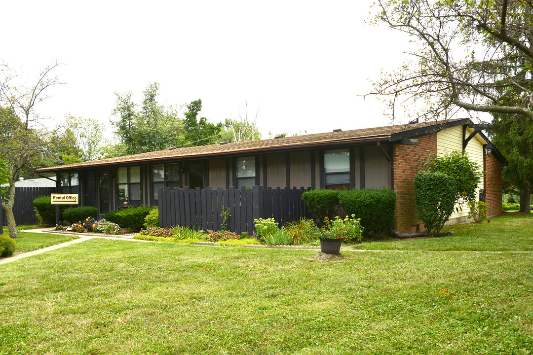 Amhurst Apartments in Erlanger, KY - Building Photo