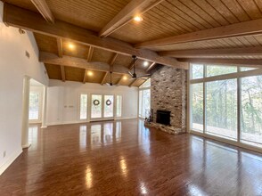 1812 Seminole Rd in Columbus, MS - Foto de edificio - Building Photo