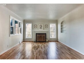 2362 Charnelton St in Eugene, OR - Building Photo - Building Photo