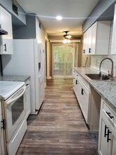 6200 W Tidwell Rd in Houston, TX - Building Photo - Building Photo
