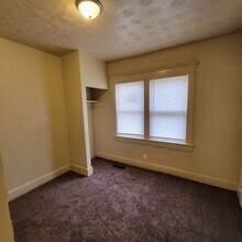 2225 Martha St in Indianapolis, IN - Foto de edificio - Building Photo