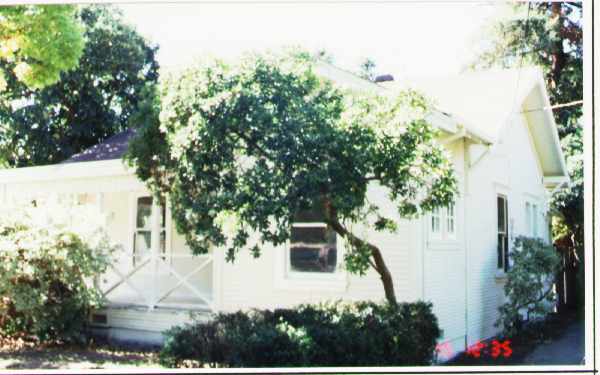 931-939 Addison Ave in Palo Alto, CA - Building Photo