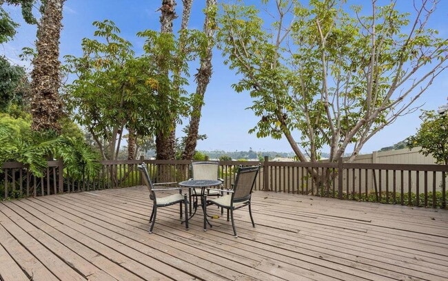 615 Vine St in Oceanside, CA - Building Photo - Building Photo